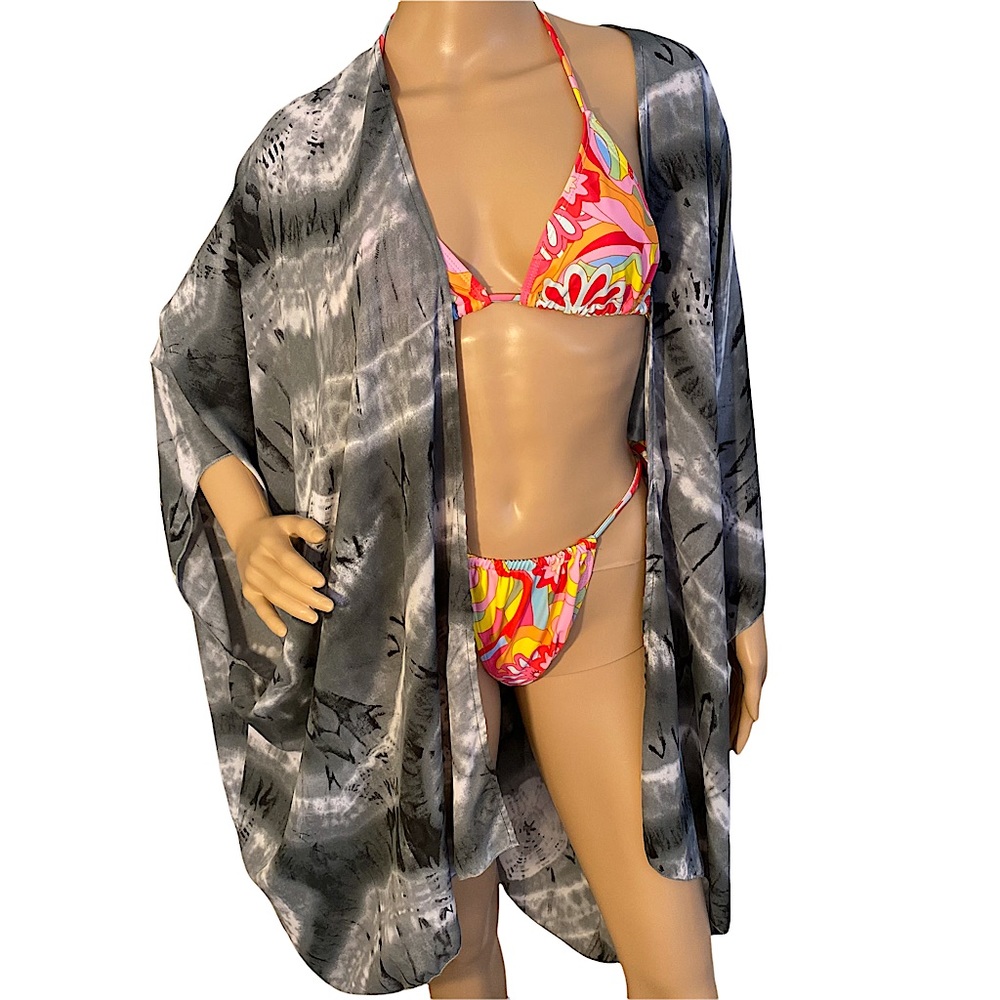 RENEE C. | SHADES OF GREY TIE DYE KIMOMO M/L